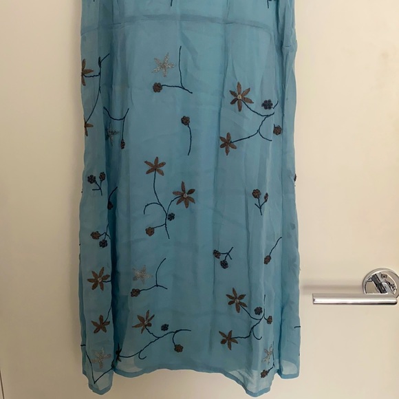 Tristan & Iseut I Floral Dress - Picture 4 of 7